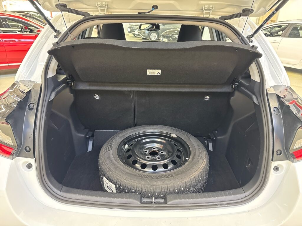 Toyota Yaris 2024 Valkoinen