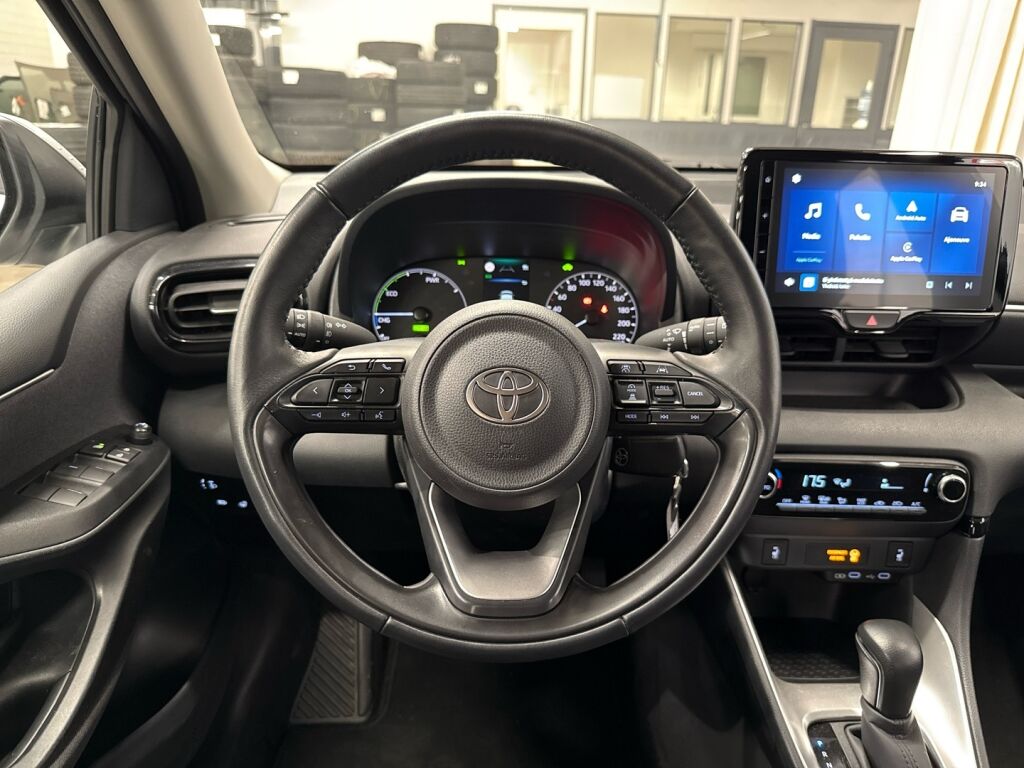 Toyota Yaris 2024 Hopea