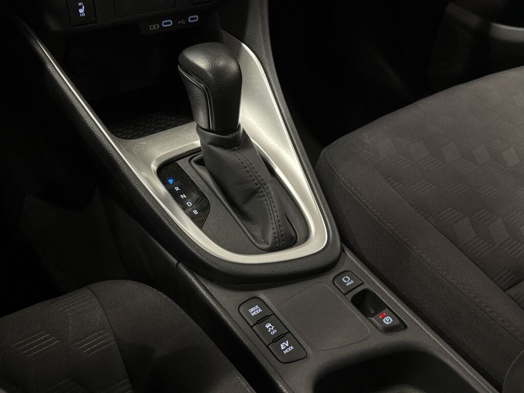 Toyota Yaris 2024 Hopea