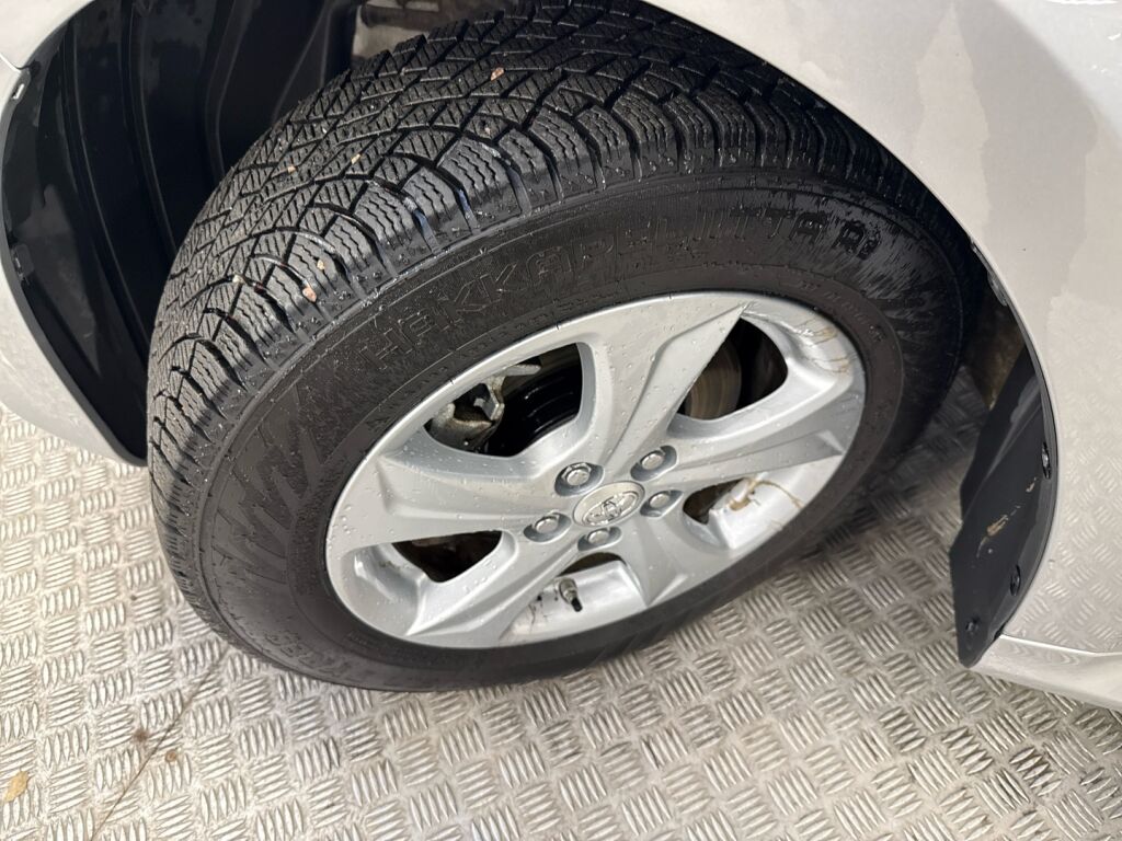 Toyota Yaris 2024 Hopea