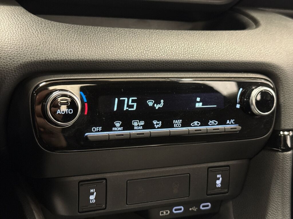 Toyota Yaris 2024 Hopea