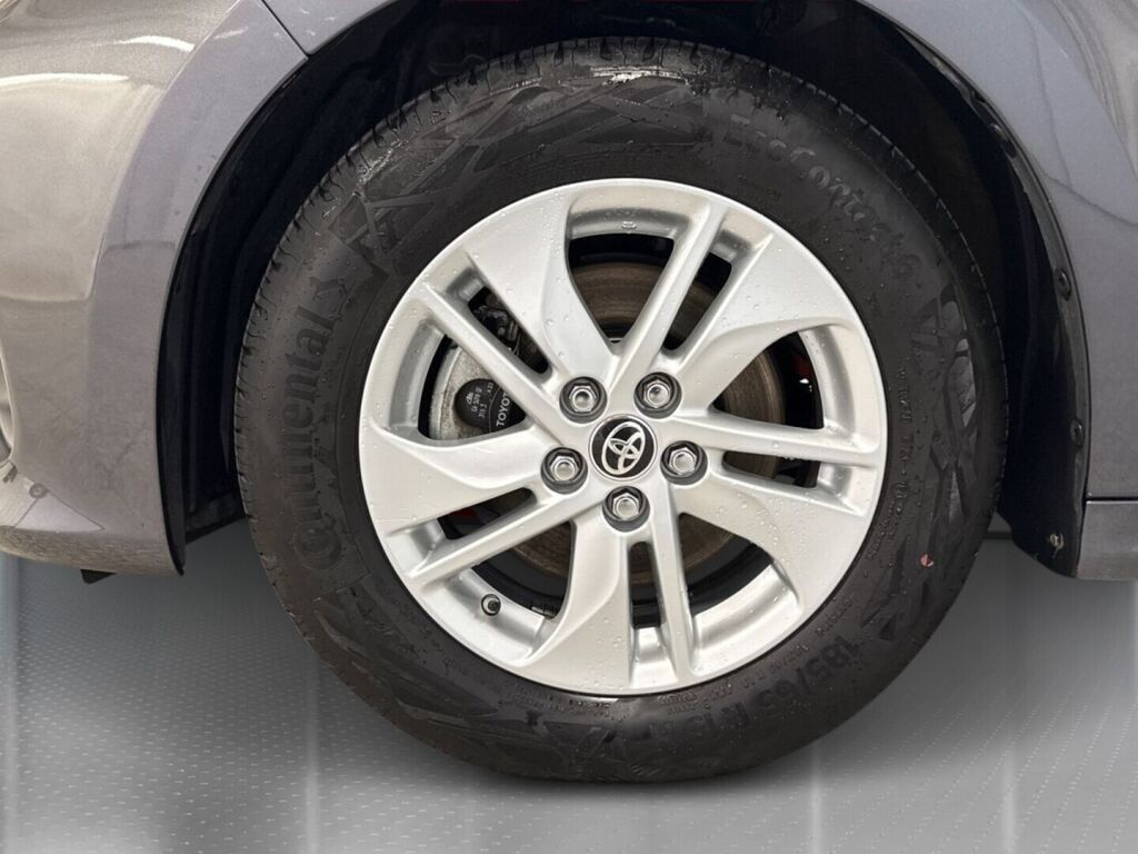 Toyota Yaris 2024 Harmaa