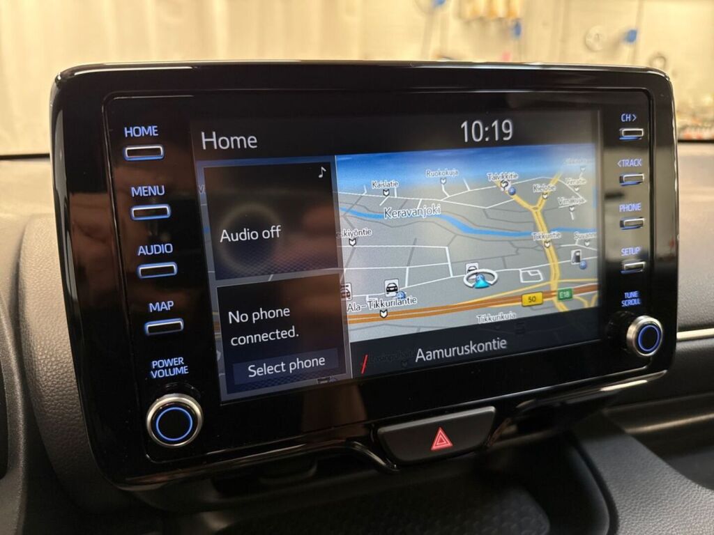 Toyota Yaris 2024 Harmaa