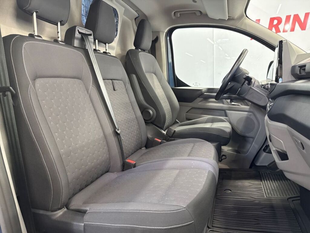 Ford Transit Custom 2024 Sininen