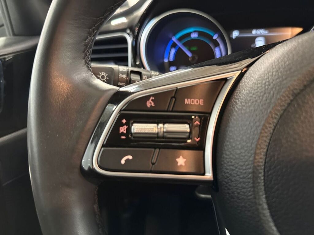 Kia Ceed 2025 Dark Penta Metal
