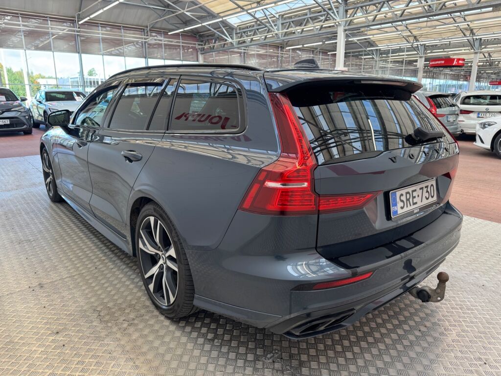 Volvo V60 2020 Sininen