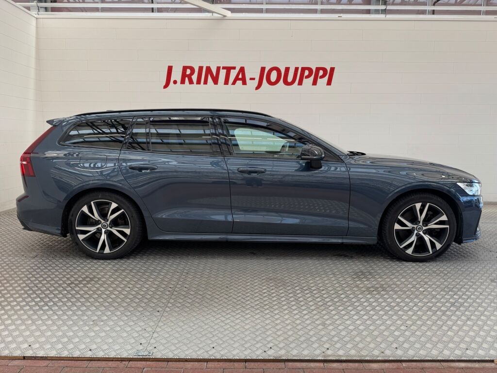 Volvo V60 2020 Sininen
