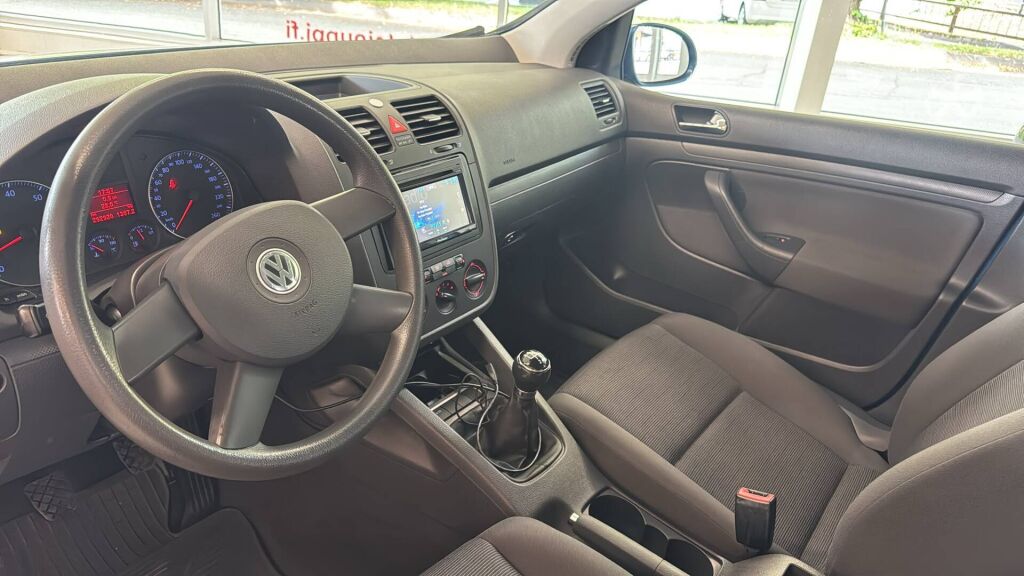 Volkswagen Golf 2005 Sininen