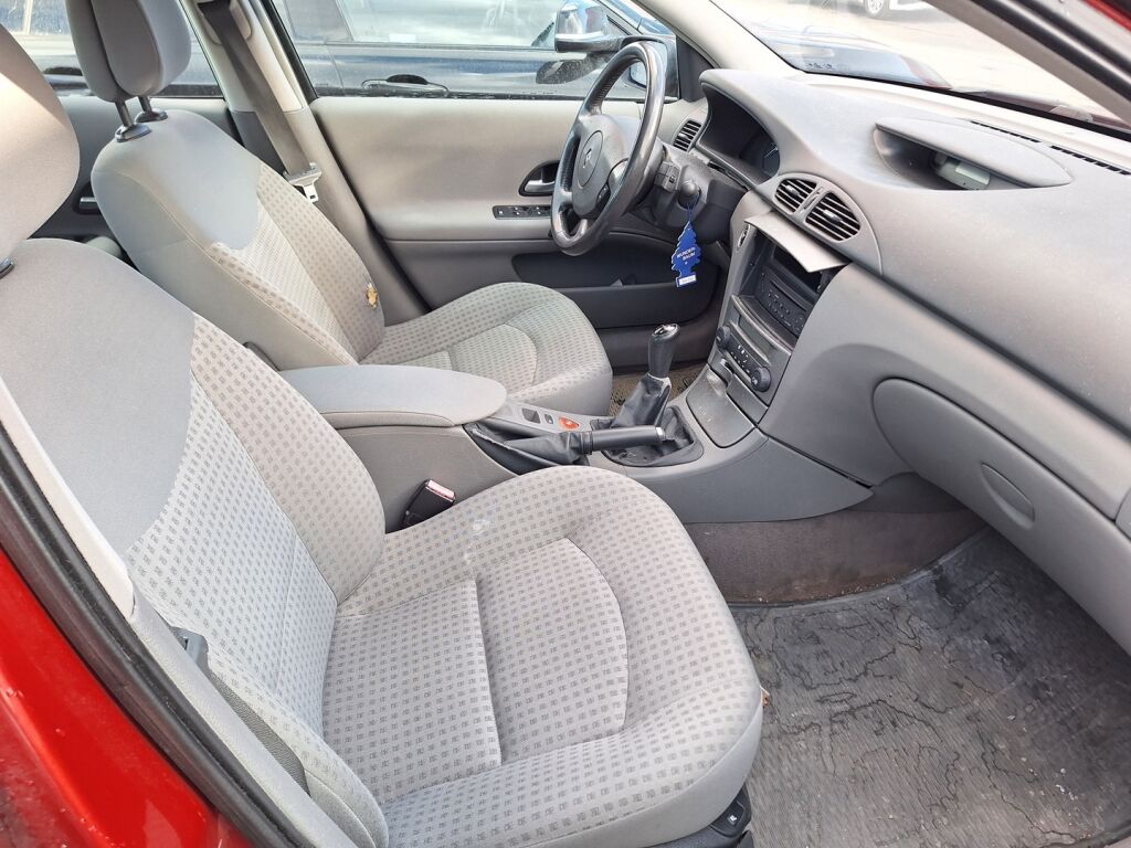 Renault Laguna 2004 Punainen