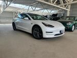 Tesla Model 3 2020 Valkoinen