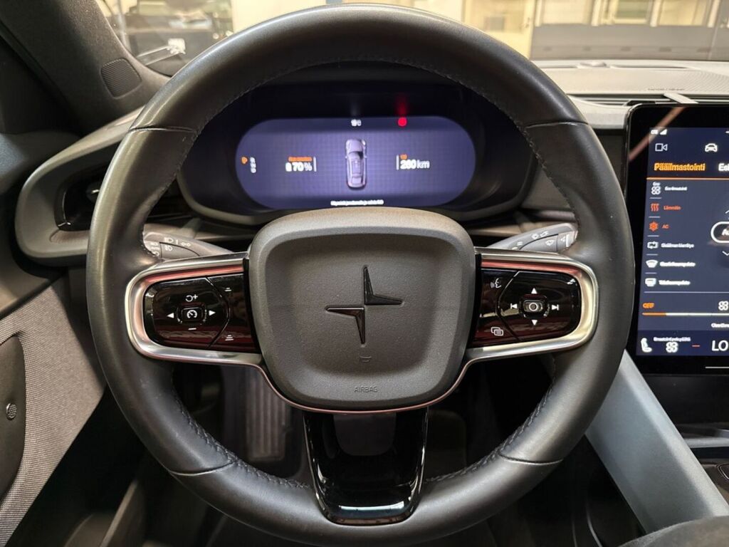 Polestar 2 2023 Musta
