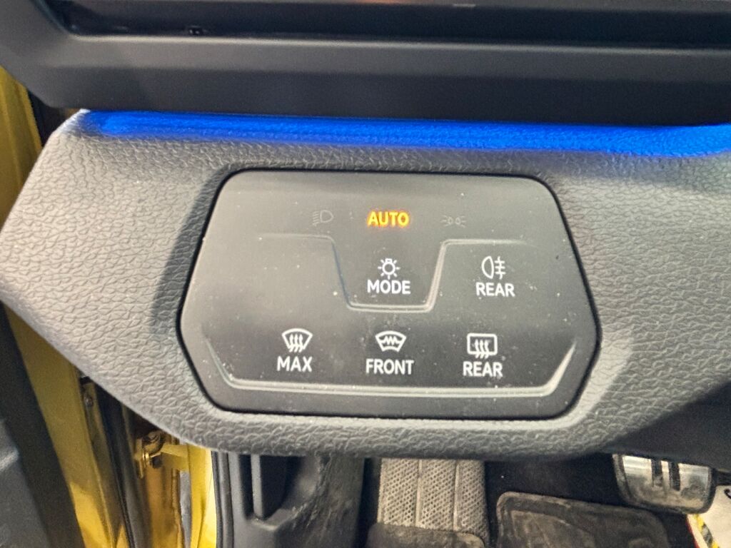 Volkswagen ID.4 2021 Keltainen