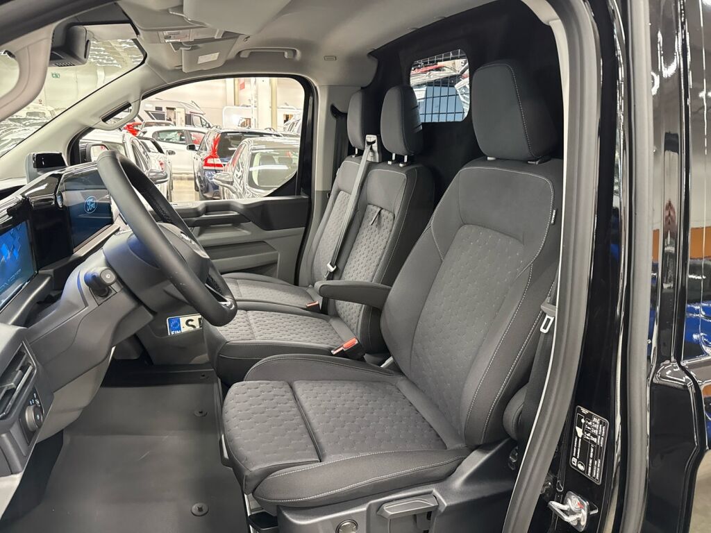 Ford Transit Custom 2026 Musta