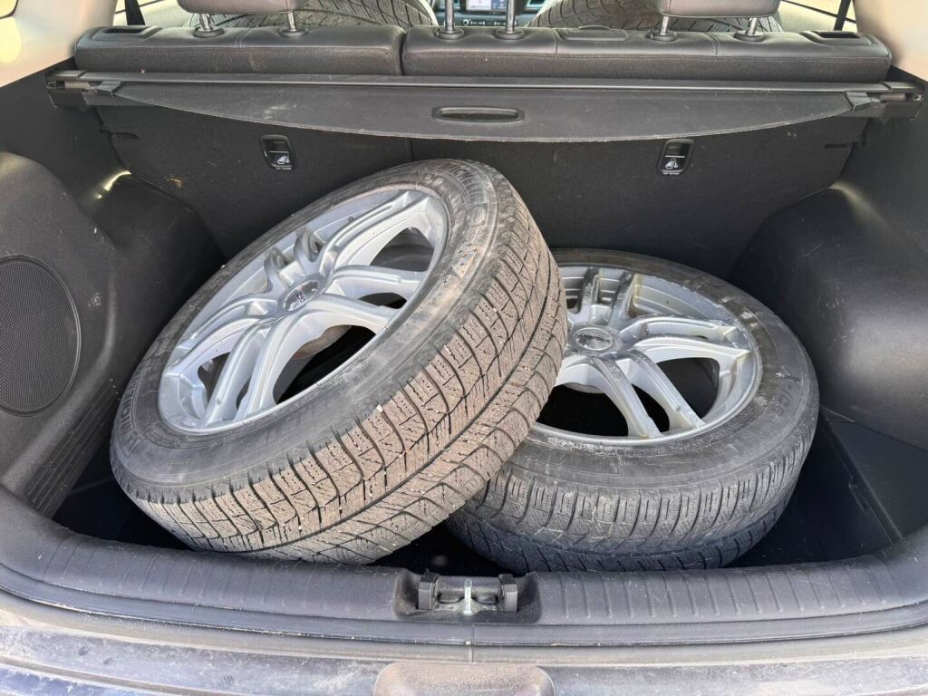 Kia Niro 2019 Harmaa
