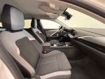 Opel Astra 2024 Valkoinen