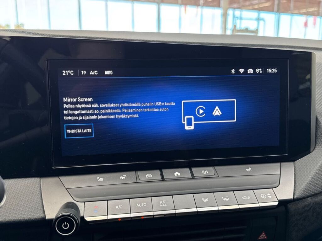 Opel Astra 2024 Valkoinen