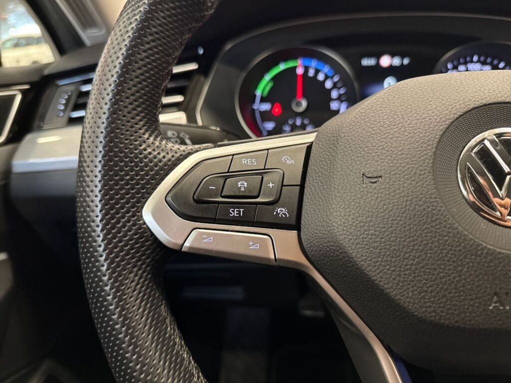 Volkswagen Passat 2020 Hopea