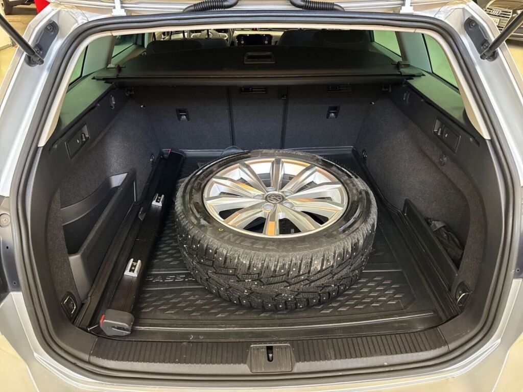 Volkswagen Passat 2020 Hopea