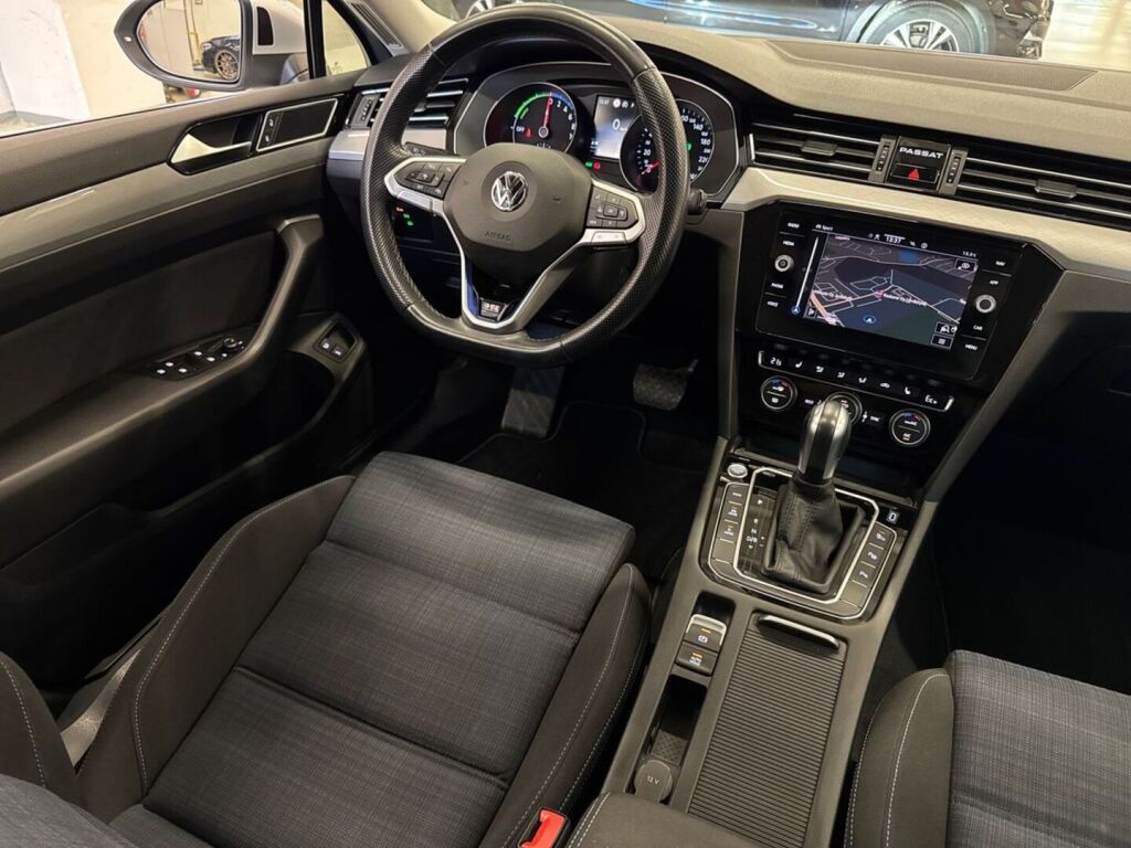 Volkswagen Passat 2020 Hopea