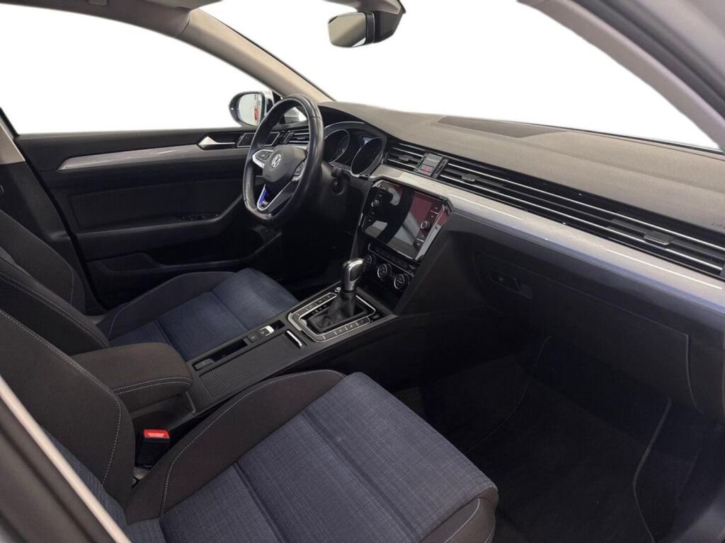 Volkswagen Passat 2020 Hopea