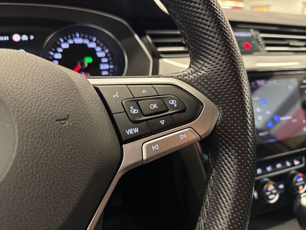 Volkswagen Passat 2020 Hopea