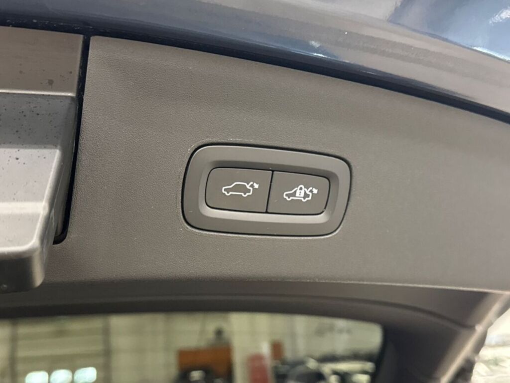 Polestar 2 2022 Sininen