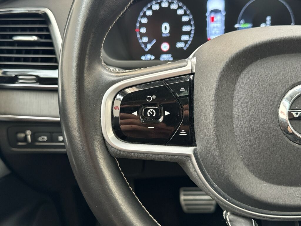 Volvo XC90 2020 Sininen