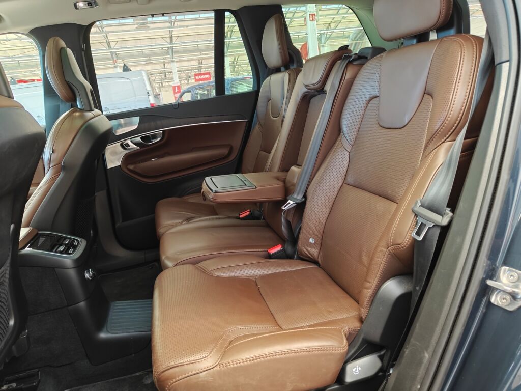 Volvo XC90 2020 Sininen