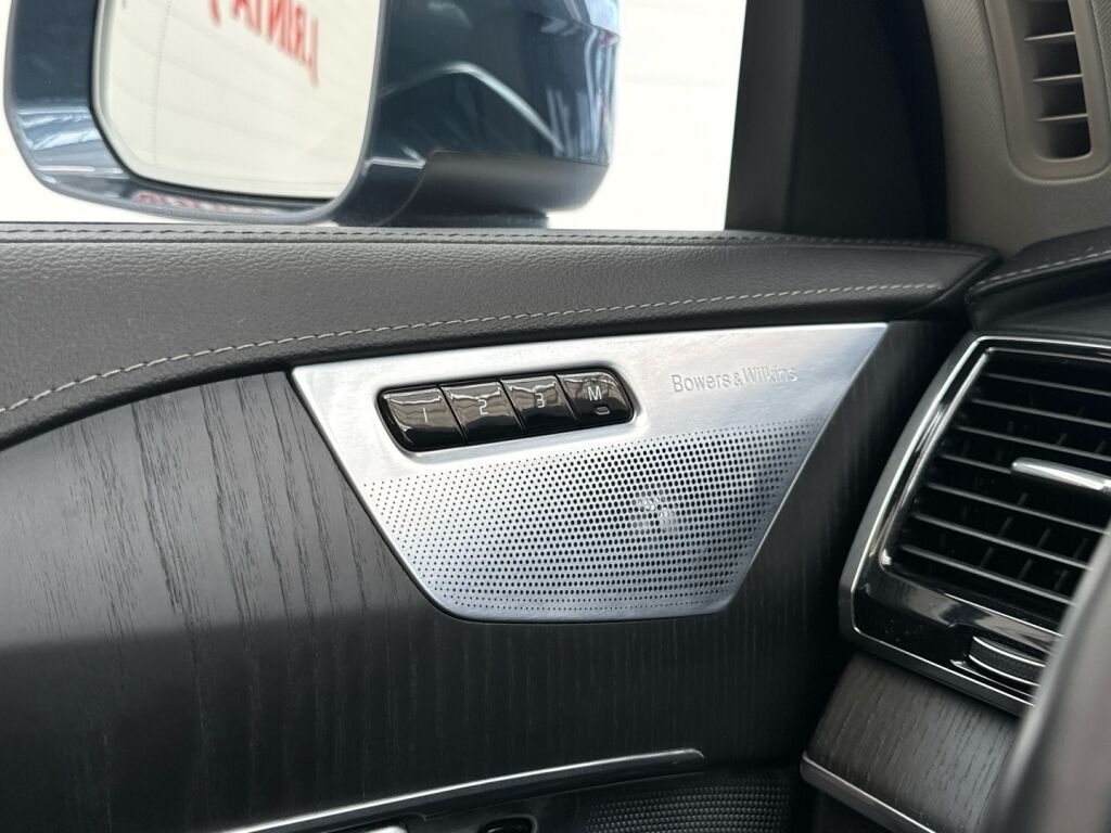 Volvo XC90 2020 Sininen