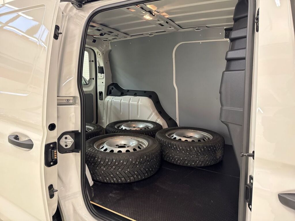 Volkswagen Caddy Maxi 2025 Valkoinen