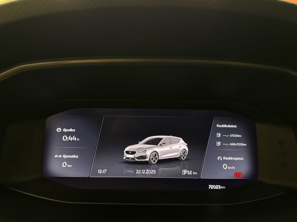 Cupra Leon 2022 Musta