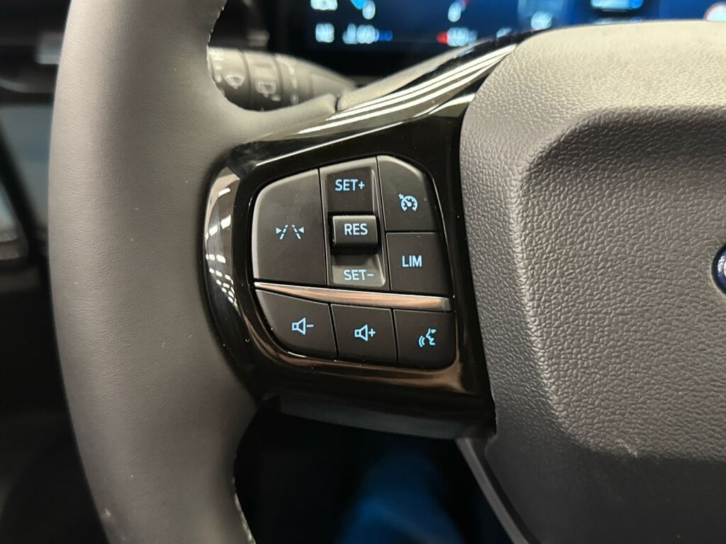 Ford Puma 2026 Harmaa