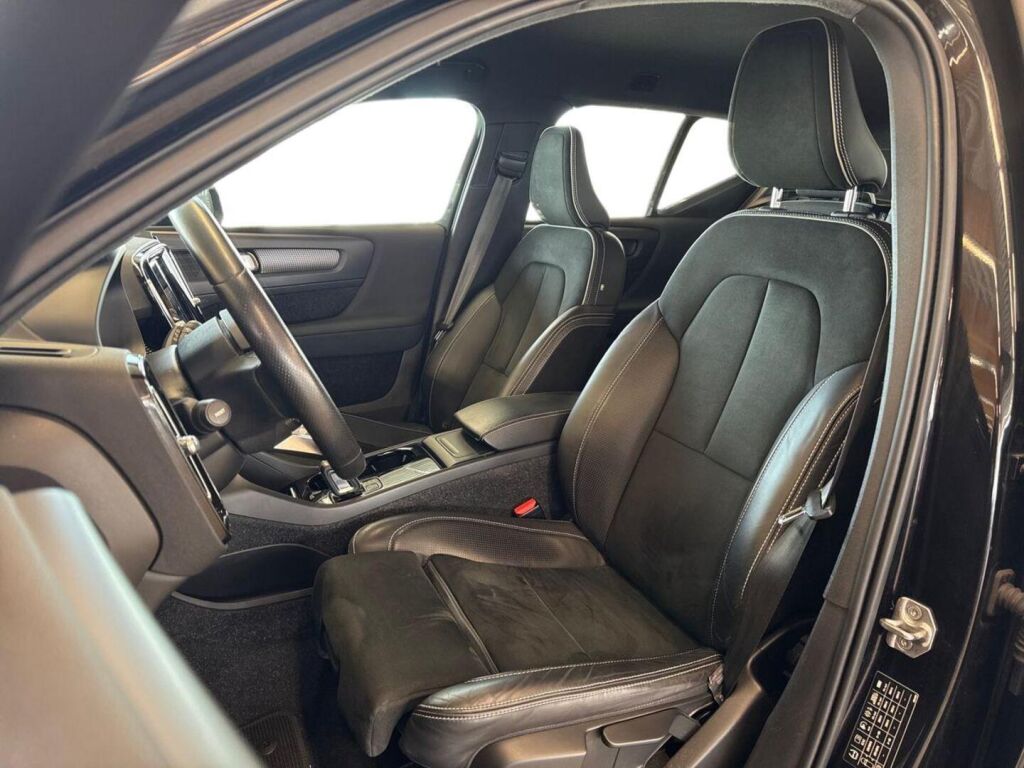 Volvo XC40 2021 