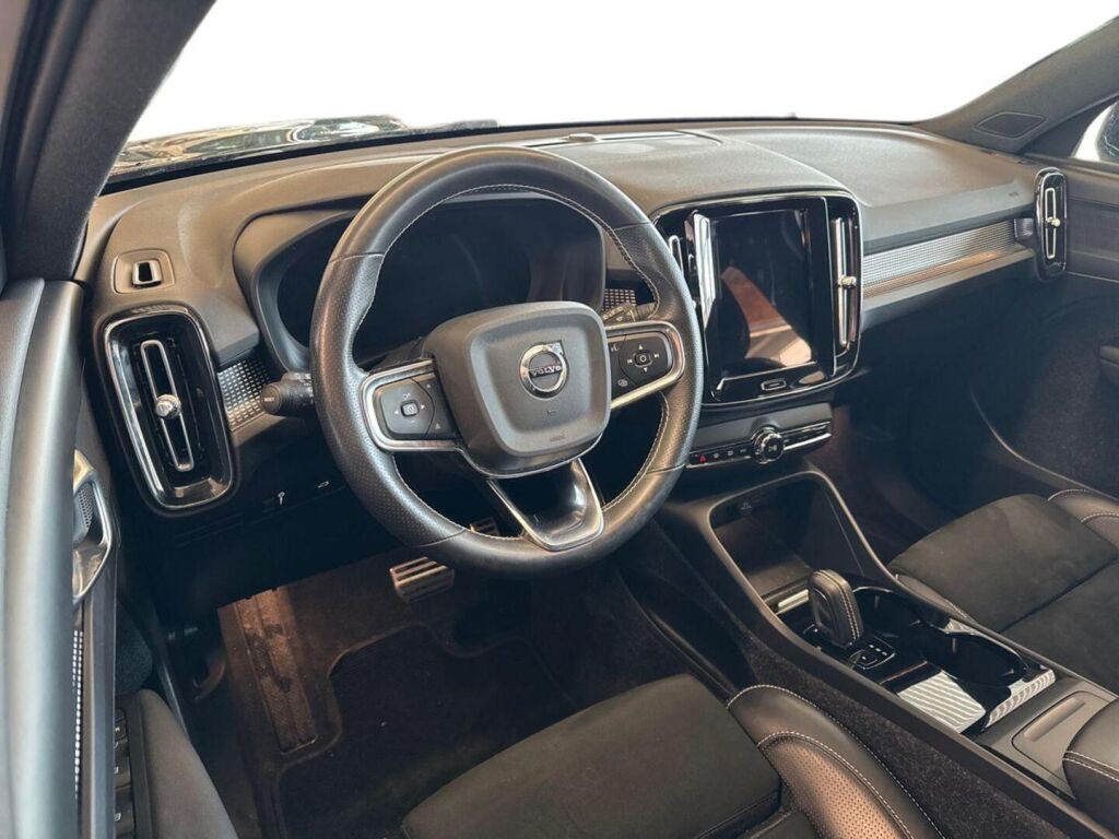 Volvo XC40 2021 