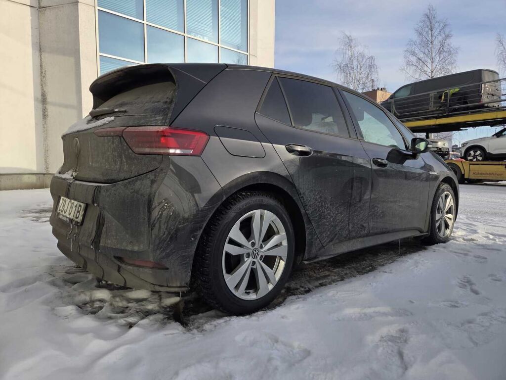 Volkswagen ID.3 2024 Musta