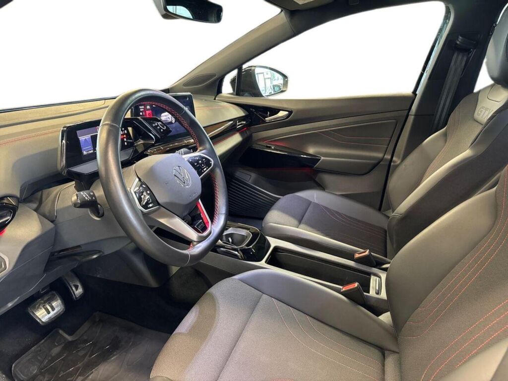 Volkswagen ID.4 2023 Musta