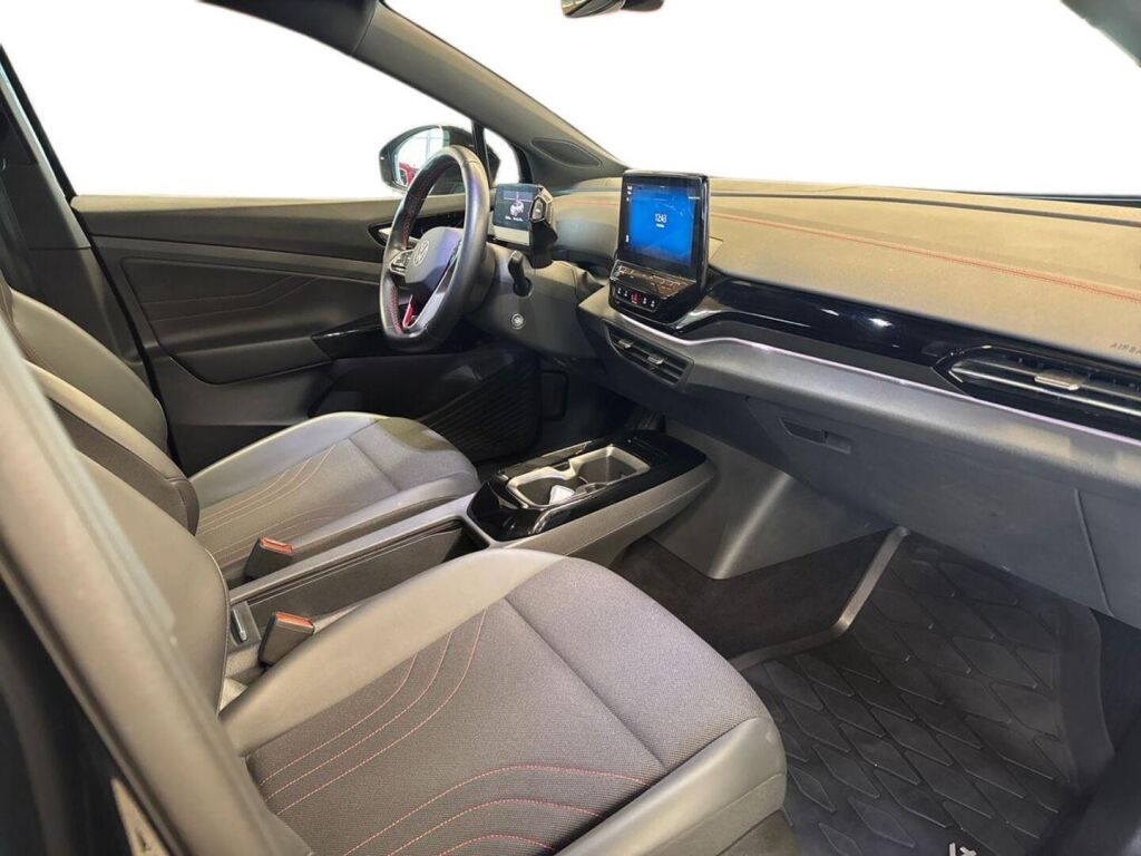 Volkswagen ID.4 2023 Musta