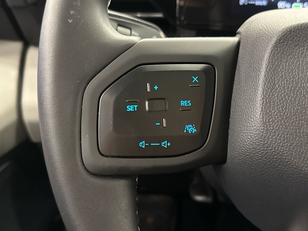 Ford Capri 2026 Sininen