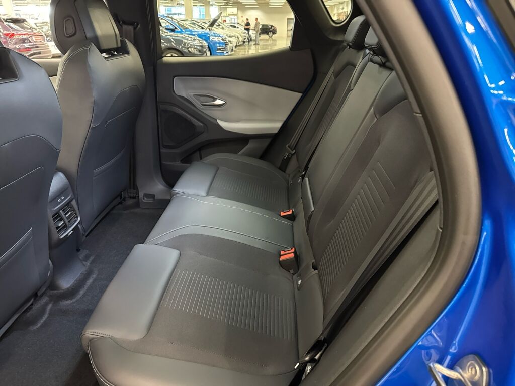 Ford Capri 2026 Sininen