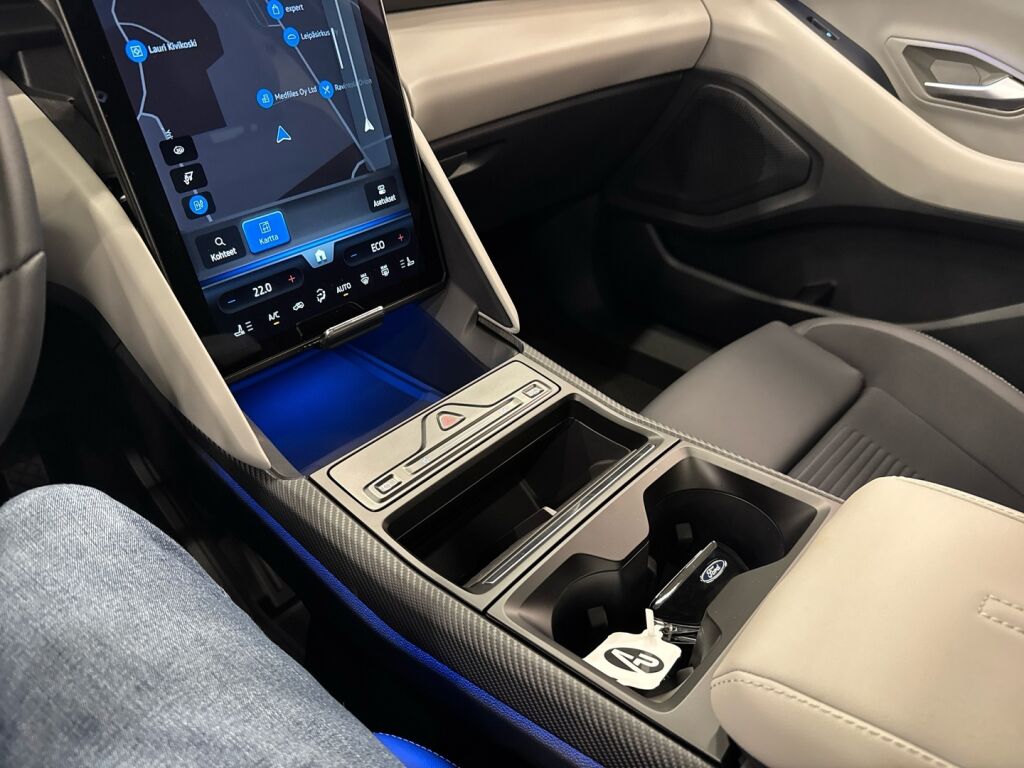 Ford Capri 2026 Sininen