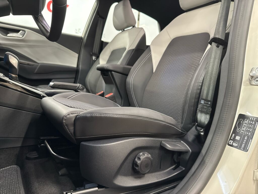 Ford Puma 2026 Valkoinen