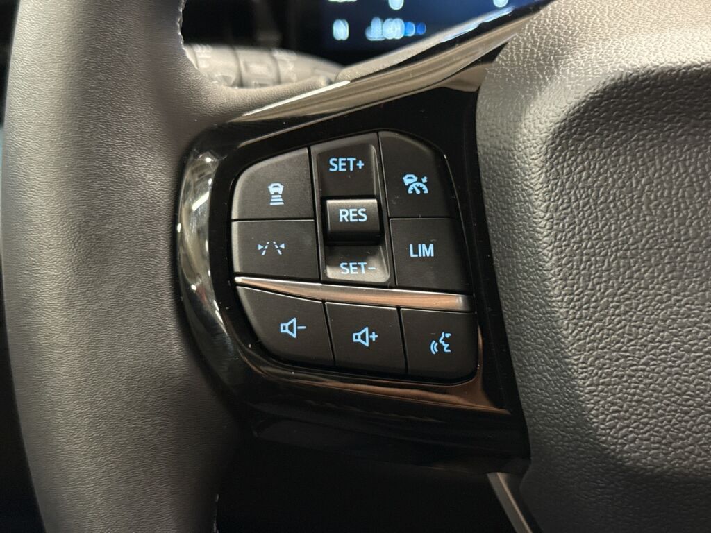 Ford Puma 2026 Valkoinen