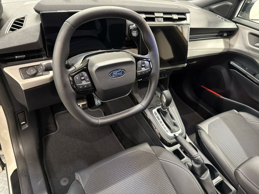 Ford Puma 2026 Valkoinen