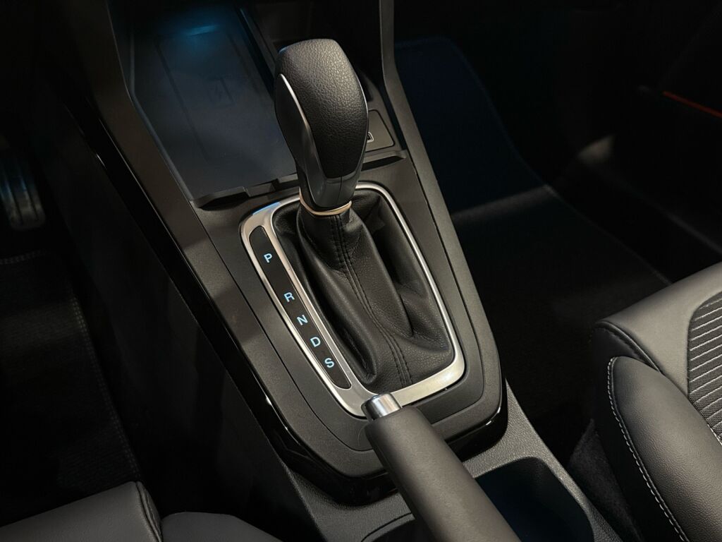 Ford Puma 2026 Valkoinen