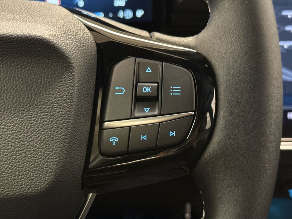 Ford Puma 2026 Valkoinen