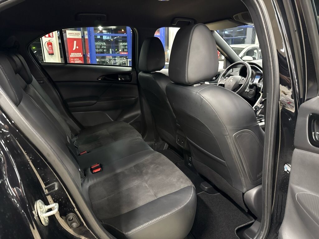 Mitsubishi Eclipse Cross 2022 Musta