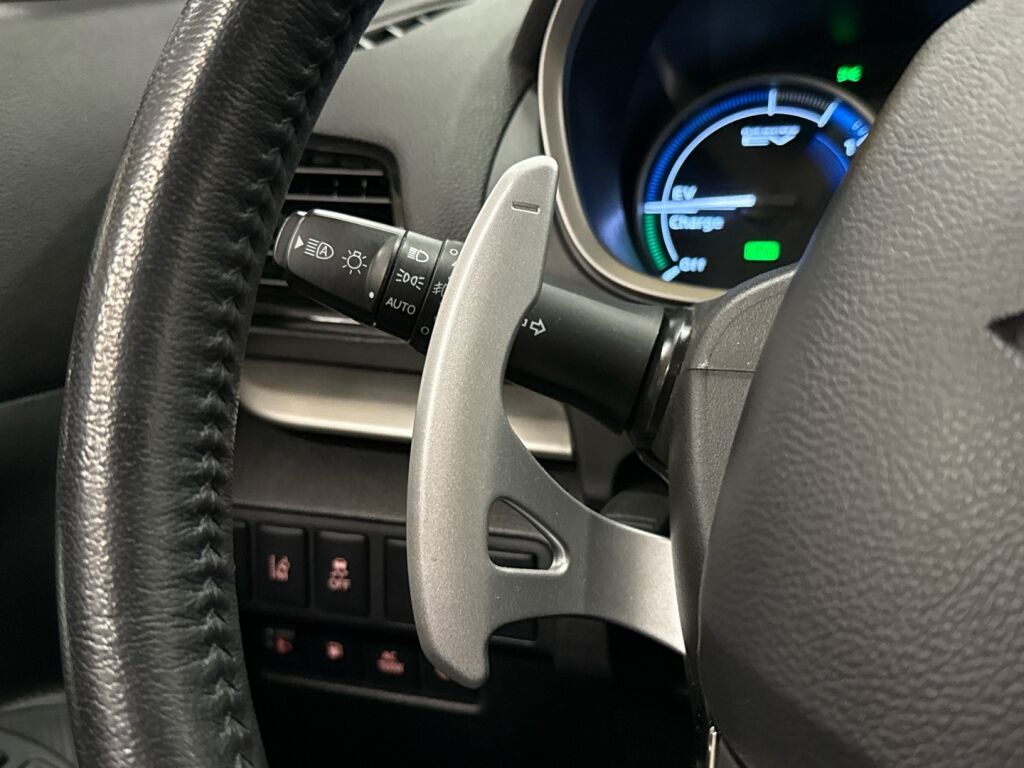 Mitsubishi Eclipse Cross 2022 Musta