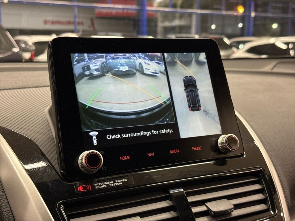 Mitsubishi Eclipse Cross 2022 Musta