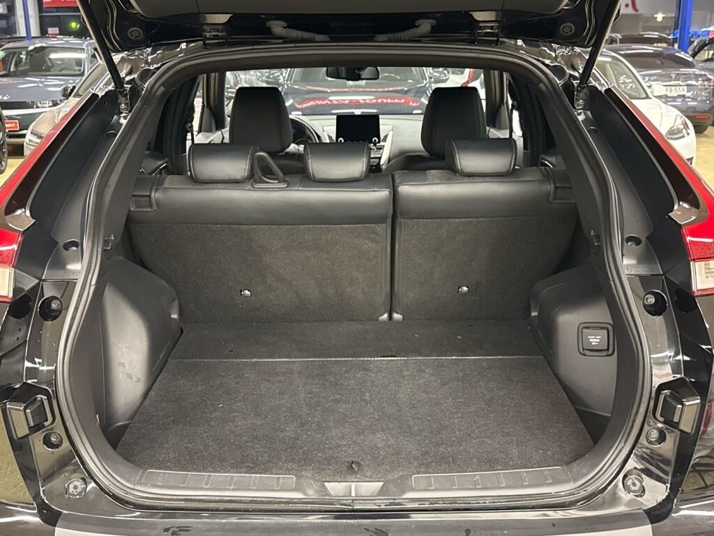 Mitsubishi Eclipse Cross 2022 Musta