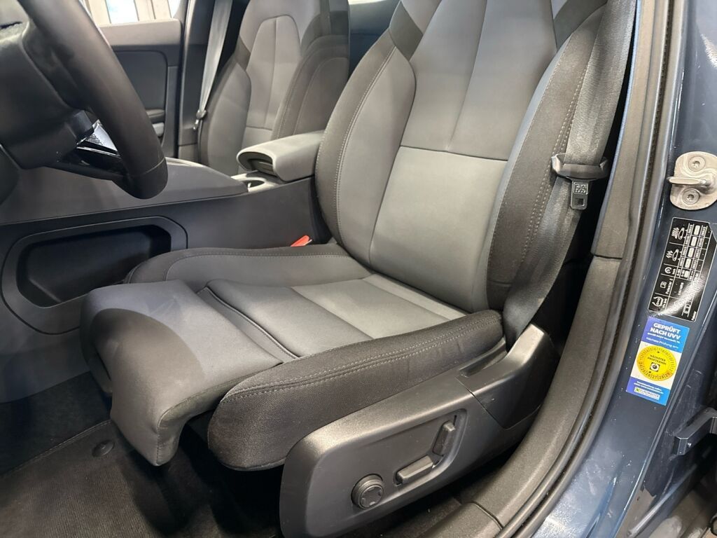 Polestar 2 2023 Midnight